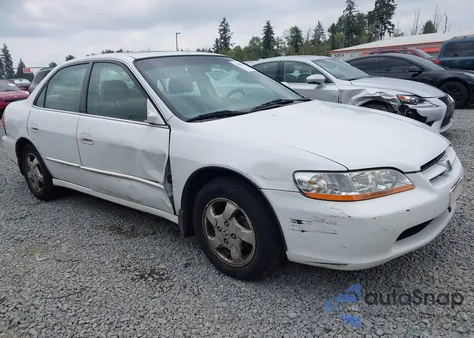 2000 Honda Accord 2.3 Ex из США, поврежденный, VIN JHMCG5555YC022806